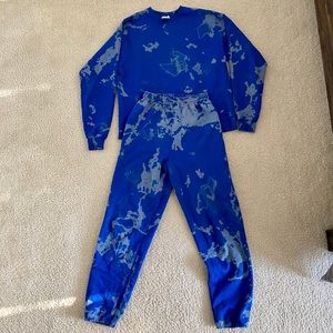 Blue tie dye sweatsuit S/M